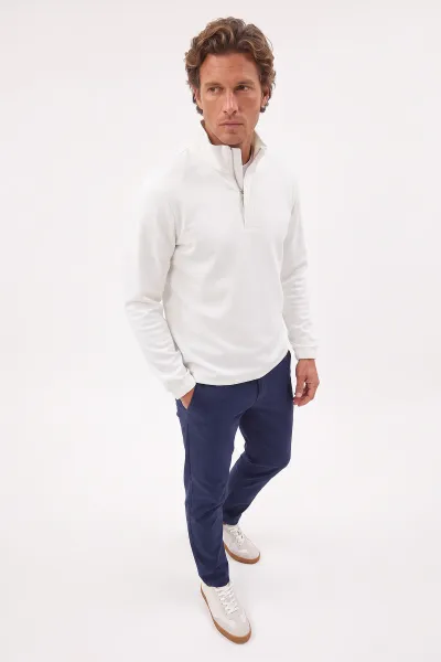 Beyaz Yarım Fermuarlı Lastik Detaylı Erkek Sweatshirt 492054