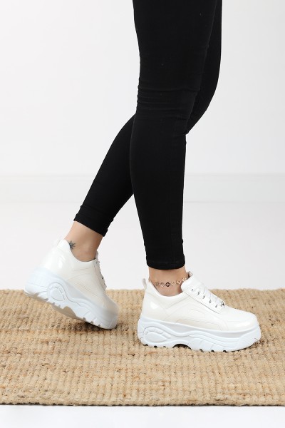 Beyaz Yüksek Taban Bağcıklı Spor Ayakkabı 80544