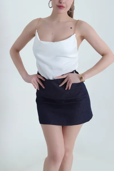 Beyaz Zincir Askılı Kadın Saten Bluz 443537