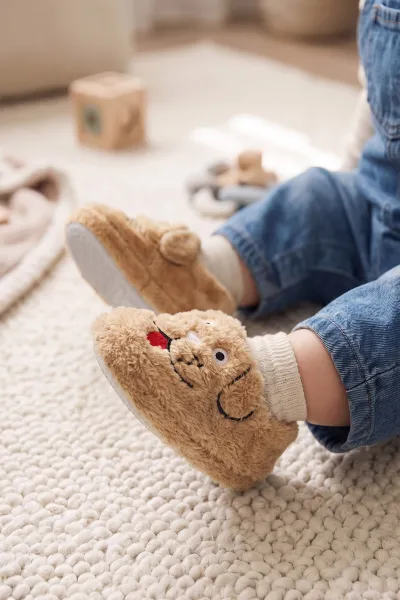 Bisküvi ( 25 - 30 ) Peluş Figürlü Erkek Çocuk Panduf 488294