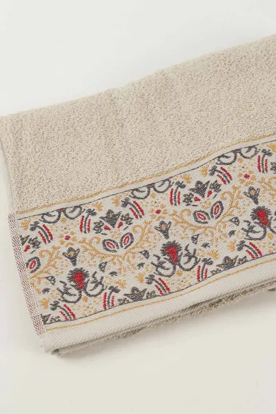 Bisküvi 50x90 Cm Nakışlı Desenli Kilim Havlu 460420