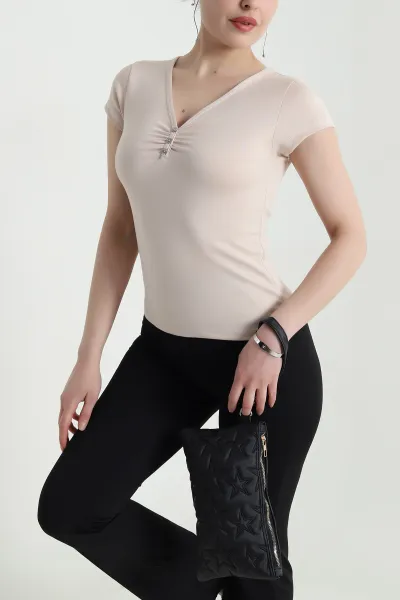 biskuvi-v-yaka-dugmeli-kadin-bluz-454701