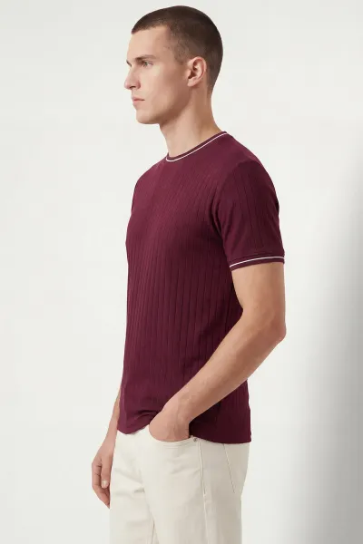 Bordo Bisiklet Yaka Çizgi Detaylı Erkek Tişört 438954