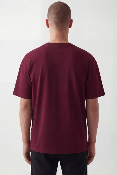 Bordo Bisiklet Yaka Yazı Detaylı Erkek Tişört 438830