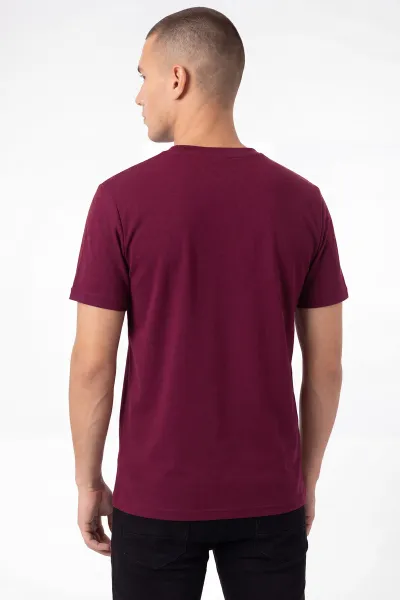 Bordo Bisiklet Yaka Yazı Detaylı Erkek Tişört 462800