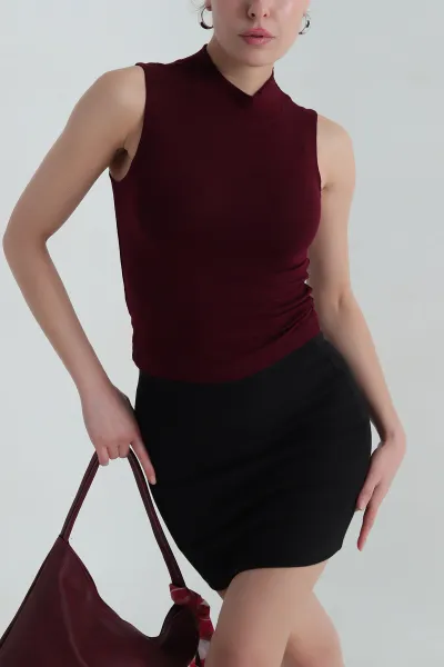 Bordo Buzi Yarım Boğazlı Sıfır Kol Kadın Badi 415552