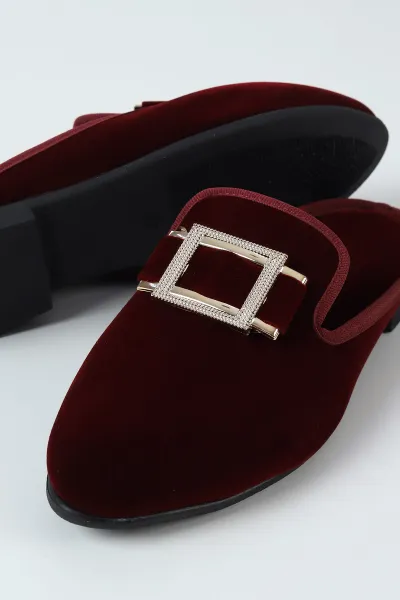 Bordo Sivri Burun Toka Detaylı Kadın Terlik 486939