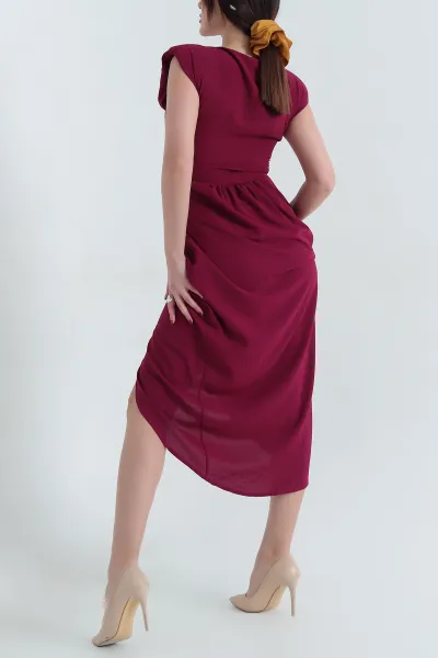 Bordo V Yaka Bel Kuşaklı Gold Broşlu Crep Elbise 338986