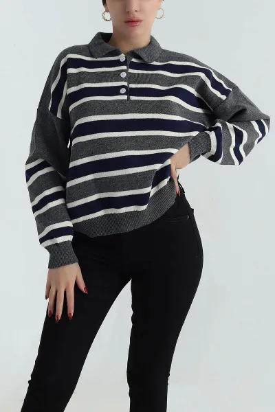 Çizgili Polo Yaka Kadın Triko Kazak 413621