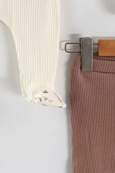 Çoklu Renk (0-6 Ay)Çiçekli Kelebek Nakışlı  Fitilli Patikli Kız Bebek 3'lü Pijama Alt 469251