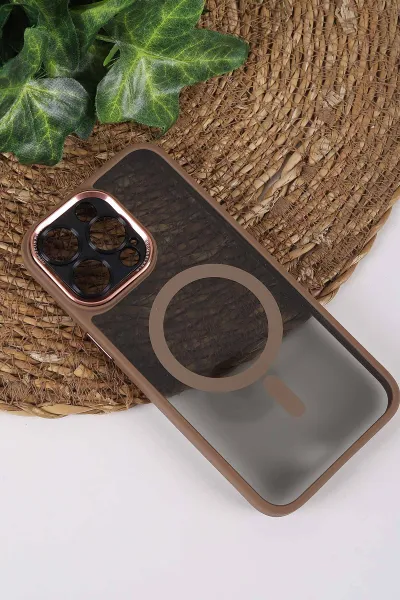 Çöl TeknoCase İPhone 15 Pro Max Uyumlu Wesley Case Serisi Magsafe Özellikli Transparan Sert Silikon Telefon Kılıfı 430606