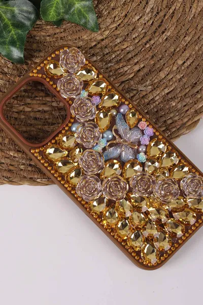 Çöl TeknoCase İPhone 16 Pro Max Uyumlu Daisy Case Serisi Taşlı Vakumlu Sert Silikon Telefon Kılıfı 431094