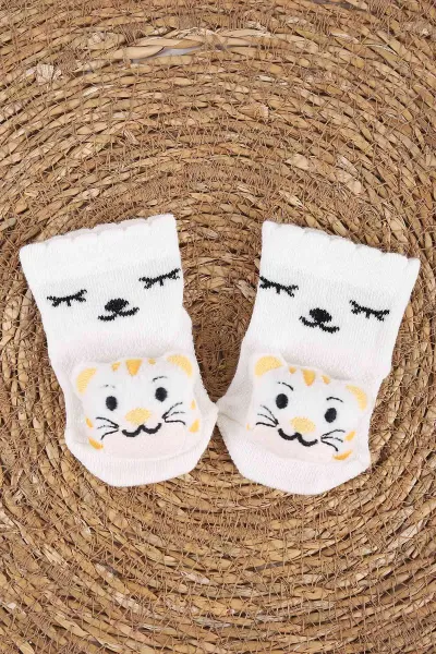 ekru-0-6-ayoyuncakli-kiz-bebek-corap-437621
