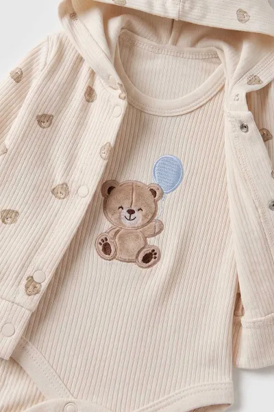 Ekru (0-9 Ay) Minik Ayıcık Nakışlı Kapüşonlu Çıtçıtlı Hırkalı 3'lü Erkek Bebe Takım 475933