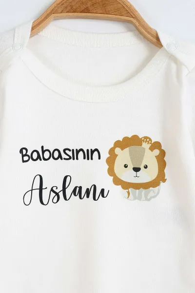 Ekru (1-12 Ay) Babasının Aslanı Baskılı Bebe Badi 300393
