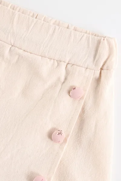 Ekru (2-6 Yaş)  Şort Etekli Peluş Yelekli ve Çiçek Desenli Gömlekli  Kız Çocuk 3'Lü Takım 483652