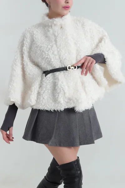 Ekru Astarlı Düğmeli  Kadın Peluş Panço 417367