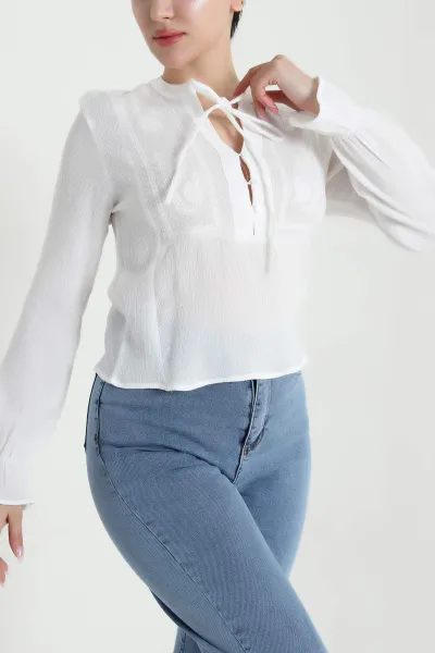 Ekru Nakışlı Krinkıl Kadın Bluz 458631
