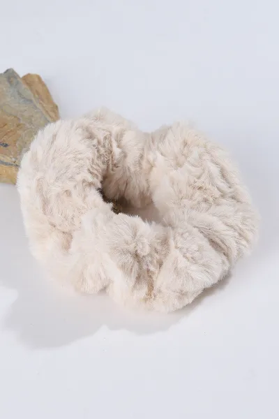 Ekru Peluş Lastik Toka 305191