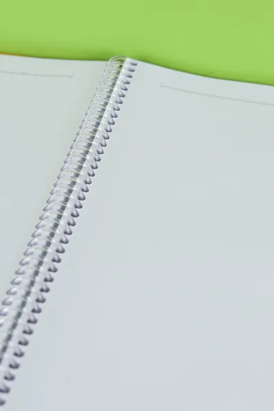 Faber-Castell Classic Renkler 120YP. Çizgisiz Spiralli PP Kapak Defter 295852