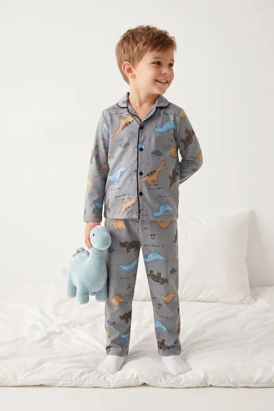 fume-4-12-yaskarakter-desenli-uzun-kol-on-dugmeli-erkek-cocuk-pijama-takim-473677