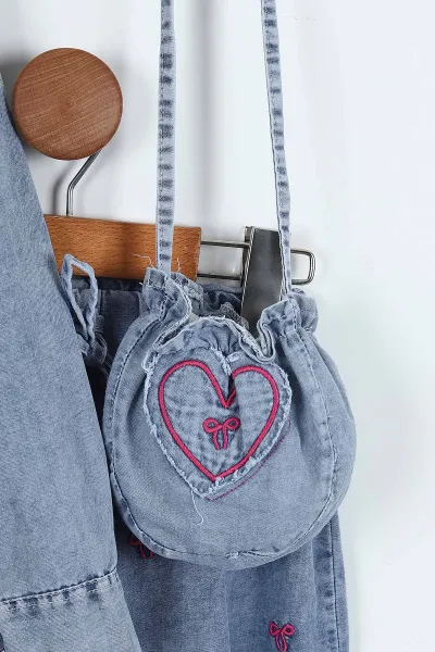 Fuşya (1-9 Yaş) Nakışlı Kısa Kol Tişörtlü Kot Pantolon ve Ceketli Çantalı Kız Çocuk Takım 416333
