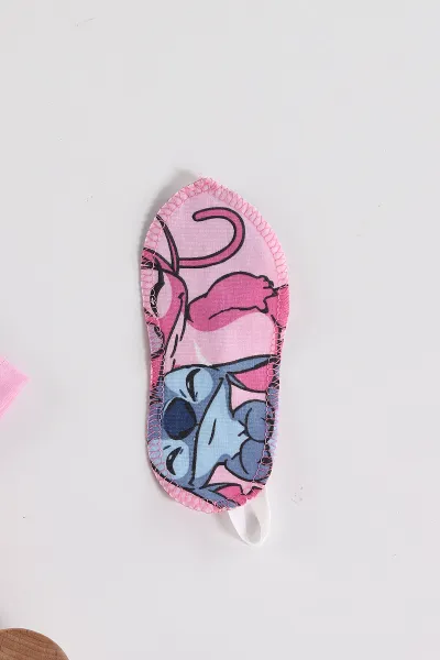 Fuşya (4-12 Yaş)Karakter  Baskılı Kısa Kol Ön Düğmeli Göz Bandı Detaylı Kız Çocuk Pijama Takım 453246