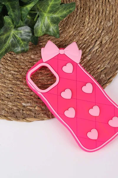 Fuşya TeknoCase İPhone 14 Uyumlu Terra Case Serisi Premium Kabartmalı Soft Silikon Telefon Kılıfı 430276