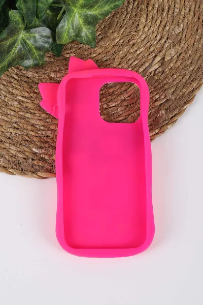 Fuşya TeknoCase İPhone 15 Pro Max Uyumlu Terra Case Serisi Premium Kabartmalı Soft Silikon Telefon Kılıfı 430307