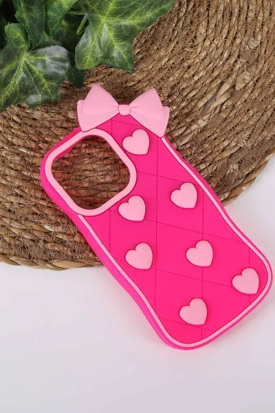 Fuşya TeknoCase İPhone 15 Pro Uyumlu Terra Case Serisi Premium Kabartmalı Soft Silikon Telefon Kılıfı 430303