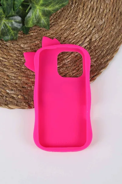 Fuşya TeknoCase İPhone 16 Pro Uyumlu Terra Case Serisi Premium Kabartmalı Soft Silikon Telefon Kılıfı 430320