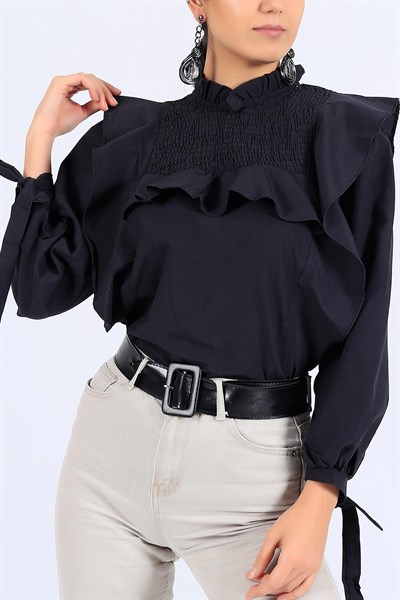 Gipe Detay Fırfırlı Siyah Bluz 24897B