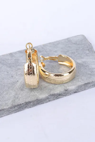 Gold İşlemeli Kalın Halka Model Küpe 330835