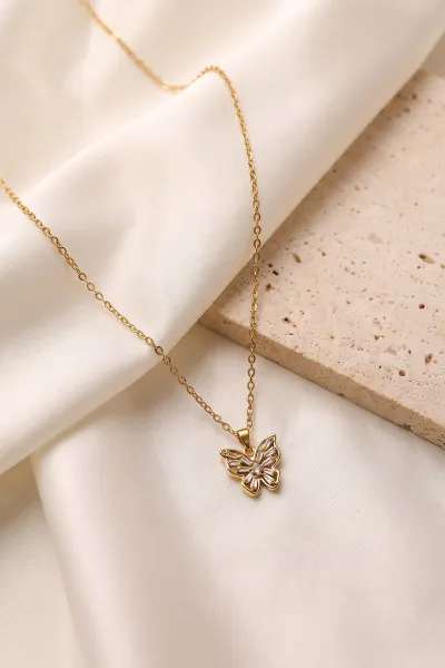 Gold Kelebek Figürlü  Şık Kolye 477920