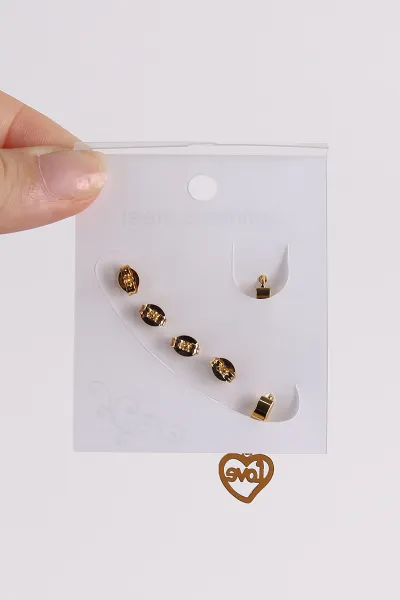 Gold Love Figürlü  Karışık Model Küpe Seti 486376