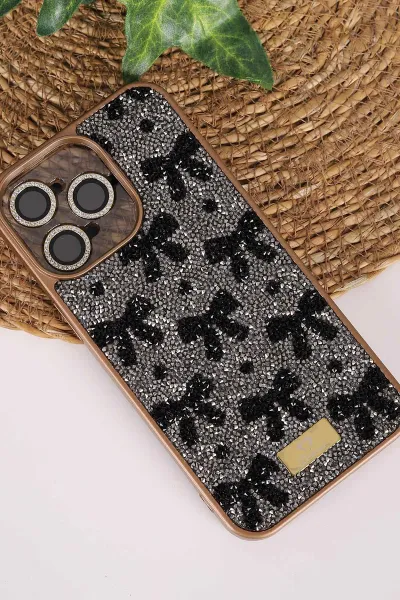 Gold TeknoCase İPhone 15 Pro Max Uyumlu Perfect Diamond Case Serisi Taşlı Lens Hediyeli Sert Silikon Telefon Kılıfı 480826