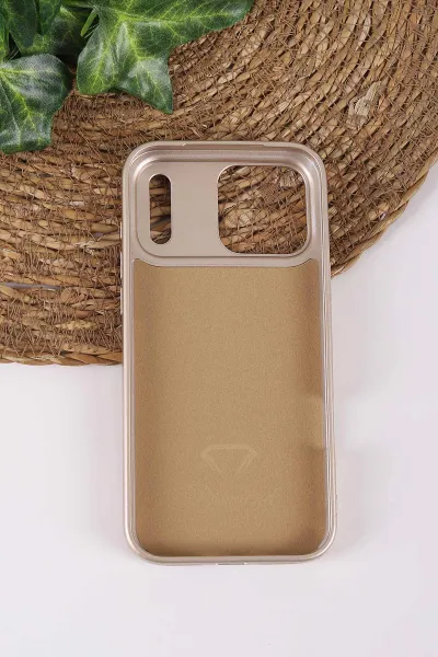 Gold TeknoCase İPhone 17 Pro Max Uyumlu Dlr Diamond Case Serisi Lens Hediyeli Premium Sert Silikon Telefon Kılıfı 430411