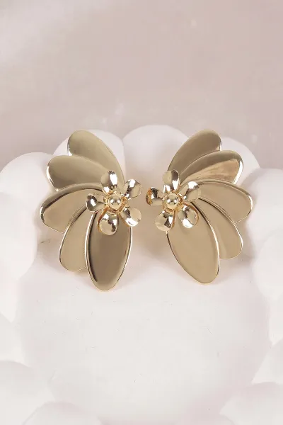 Gold Yapraklı Çivi Küpe 450848