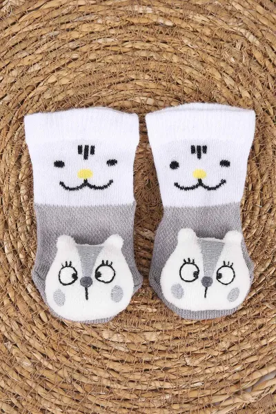 Gri (0-6 Ay) Nakış Oyuncaklı Erkek Bebek Çorap 467468