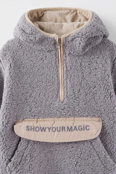 Gri (1-8 Yaş) Nakışlı Kapüşonlu Kanguru Cepli Yarım Fermuarlı Kuzu Kız &Bebek Çocuk Sweatshirt 500313