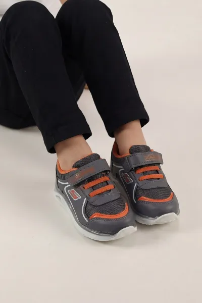 Gri ( 26 - 29 ) Işıklı Bağcıklı Cırt Bantlı Kız Çocuk Spor Ayakkabı 439945