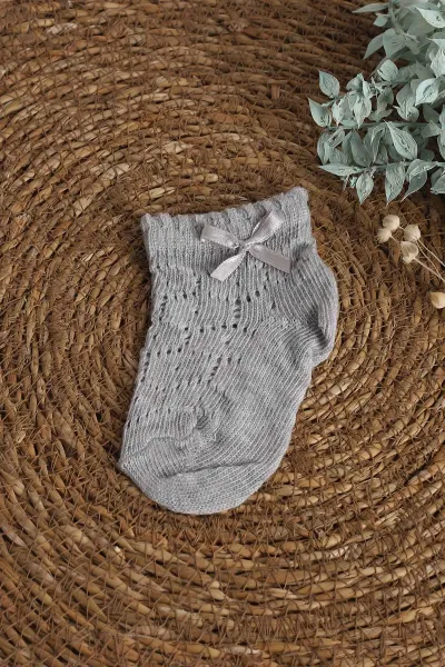 Gri (3-10 Yaş)Fiyonk Detaylı Delikli Kız Çocuk Soket Çorap 357938
