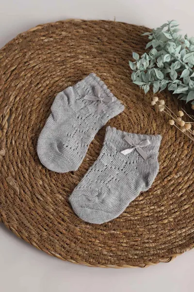 Gri (3-10 Yaş)Fiyonk Detaylı Delikli Kız Çocuk Soket Çorap 357938