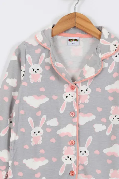 Gri (4-12 Yaş) Tavşan Baskılı Ön Düğmeli Göz Bandı Detaylı Kız Çocuk Pijama Takım 337920