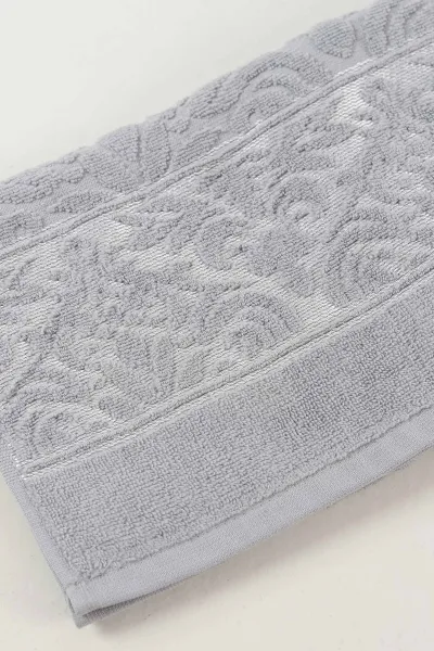 Gri 50x90 Cm Jakarlı Desenli Taç Havlu 460505