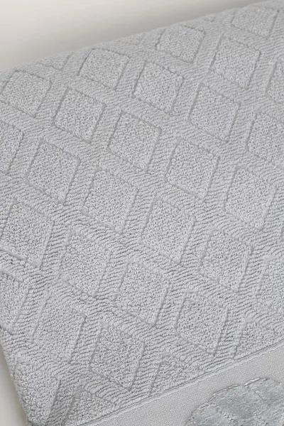 Gri 50x90 Cm Yaprak Kadife Havlu 338397