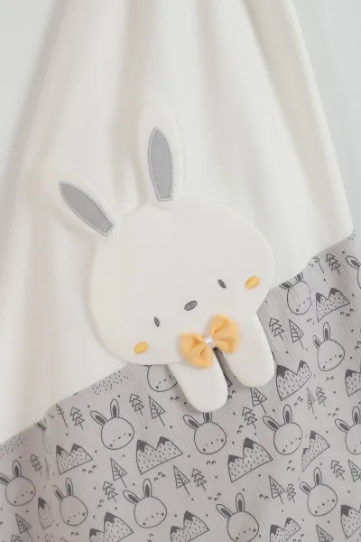 Gri (80*90 cm) Tavşan Nakışlı  Lüx Penye Bebe Battaniye 342950