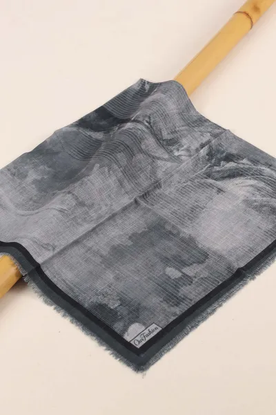 Gri 90x90 Cm Dijital Baskılı Desenli Flam Çekme Eşarp 428663