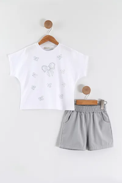 gri-beyaz-2-6-yas-tasli-fiyonk-baskili-tisortlu-ve-gabardin-sortlu-kiz-cocuk-yazlik-takim-457568