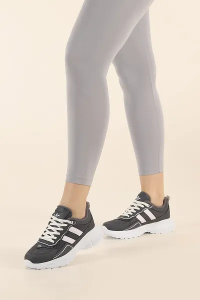 Gri Beyaz Bağcıklı Fileli Yüksek Taban Kadın Spor Ayakkabı 337549